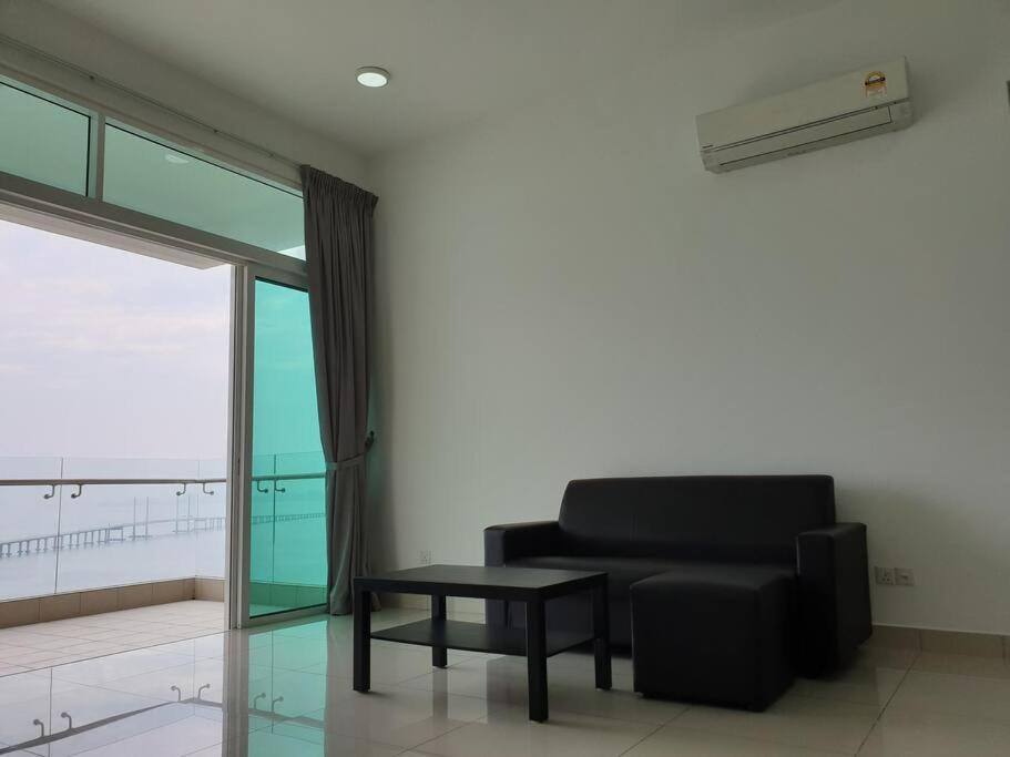באייאן לפאס Direct Qbm & Ikea *Highfloor Sunrise Seaview Condo מראה חיצוני תמונה