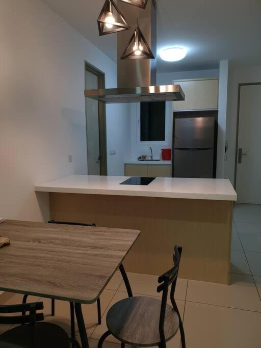 באייאן לפאס Direct Qbm & Ikea *Highfloor Sunrise Seaview Condo מראה חיצוני תמונה